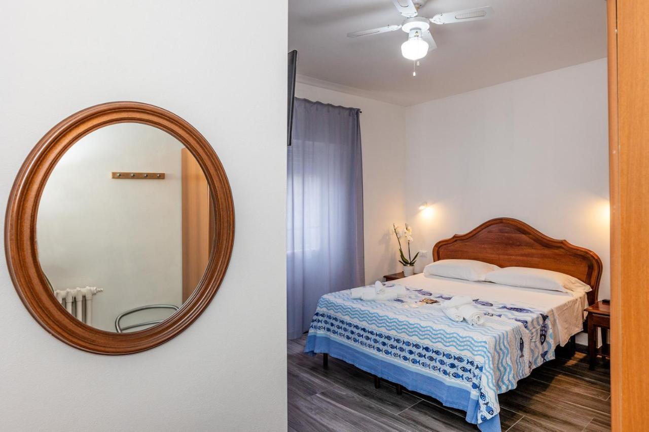 Albergo Oasi Finale Ligure Ngoại thất bức ảnh