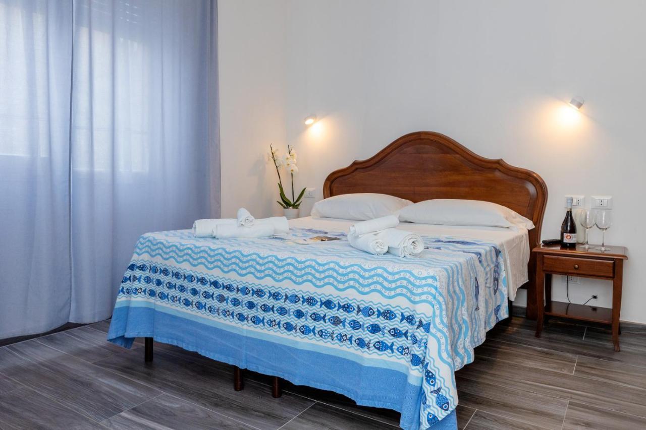 Albergo Oasi Finale Ligure Ngoại thất bức ảnh