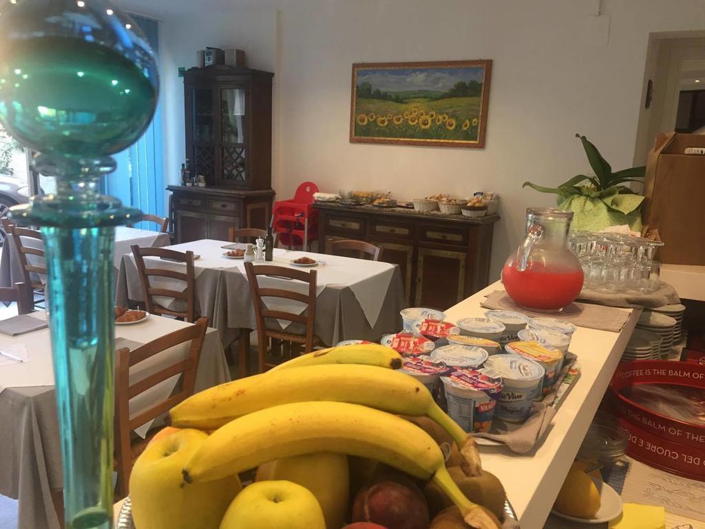 Albergo Oasi Finale Ligure Ngoại thất bức ảnh