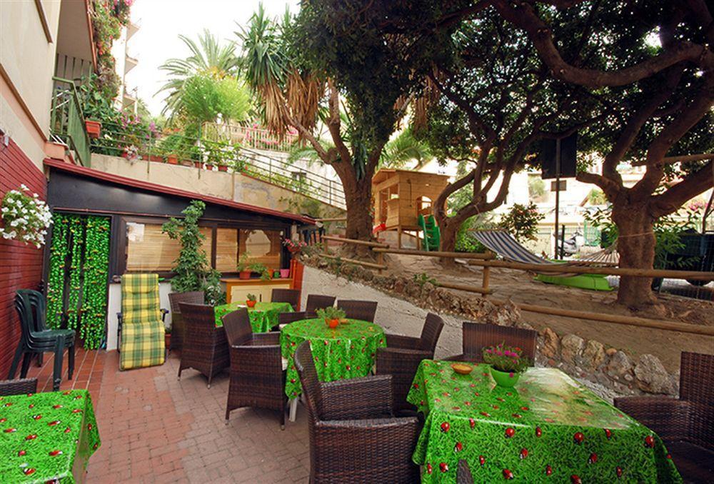 Albergo Oasi Finale Ligure Ngoại thất bức ảnh